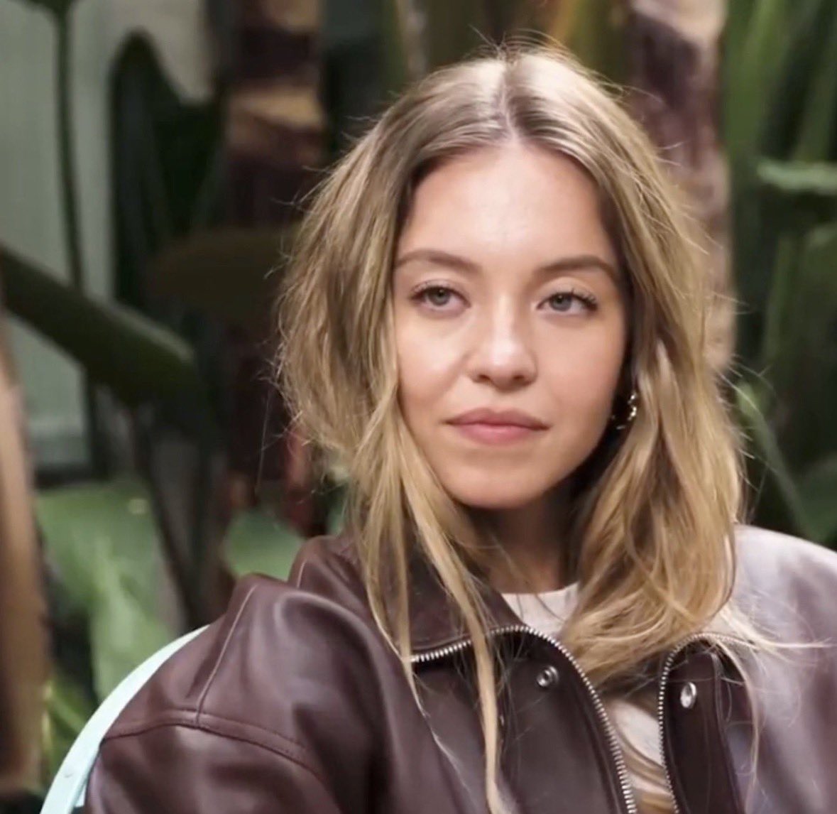 blazejkustra_'s tweet image. “Expo isn’t really useful”

Expo devs (who just shipped to both app stores with one command):