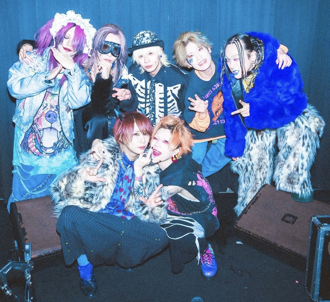 値下げ中 コドモドラゴン Royz チェキ ハヤト 華那 智也 DISCOGRAPHY