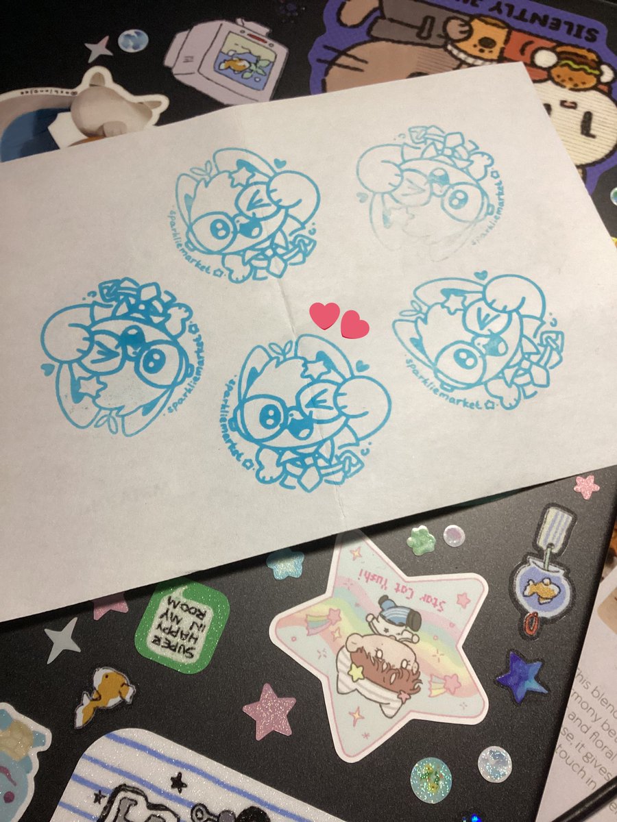 sparkliemarket's tweet photo. stamp reveal ⭐️sparklie beaaam⭐️heheh!! these are fresh stamp test cuz it just came right from the mail😋 thank you so much angel for hosting this super fun event🥺 anyone who's interested having her in your book, feel free to visit our table on R21 hihi ~ 🤍🩵🩷 https://t.co/dky8JxBCZm