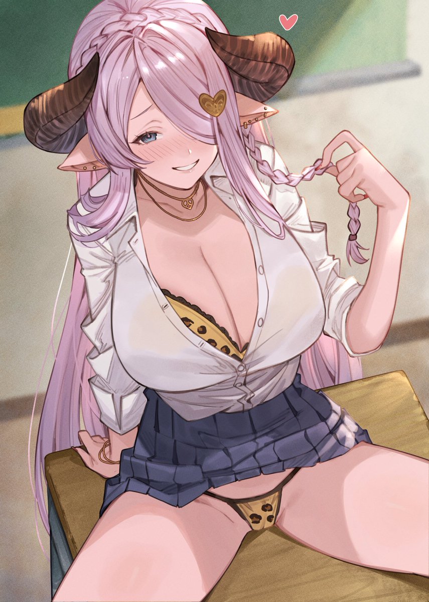 僕の視線に気づいたギャルメアさんは… 