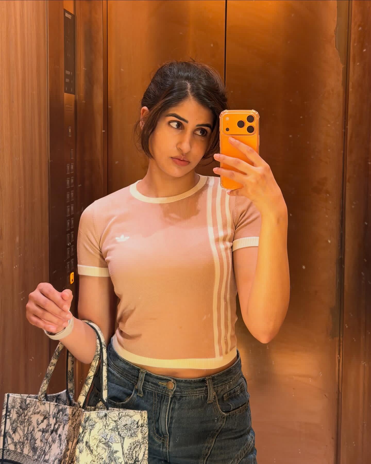 G5O68qbaoAAO-Ll?format=jpg&name=large