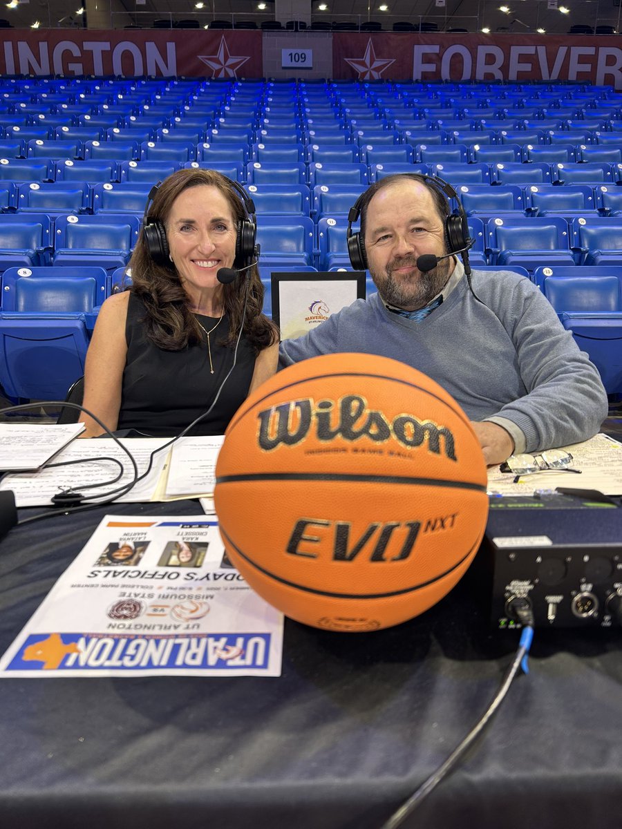 1st game in the books <a href="/UTAMavsWBB/">UTA Lady Mavs</a> vs <a href="/MoStateWBB/">Missouri State Lady Bears</a> thank you Doug Anderson and our production crew for all the fun!!