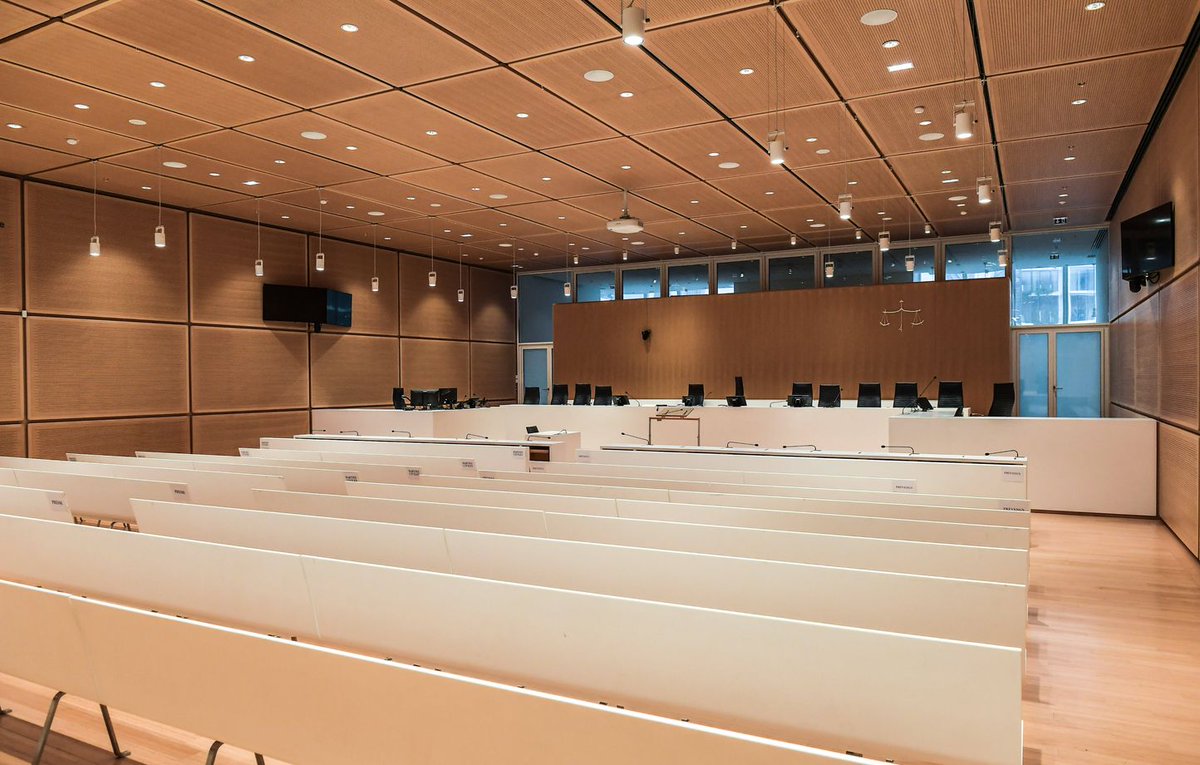 Terrorisme : Trois femmes suspectées d’avoir préparé un projet d’attentat djihadiste écrouées dlvr.it/TP8QNn