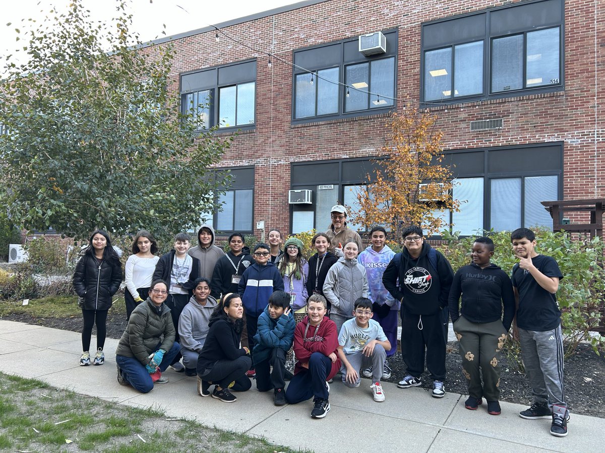 Mrs. Marzillier tweet media