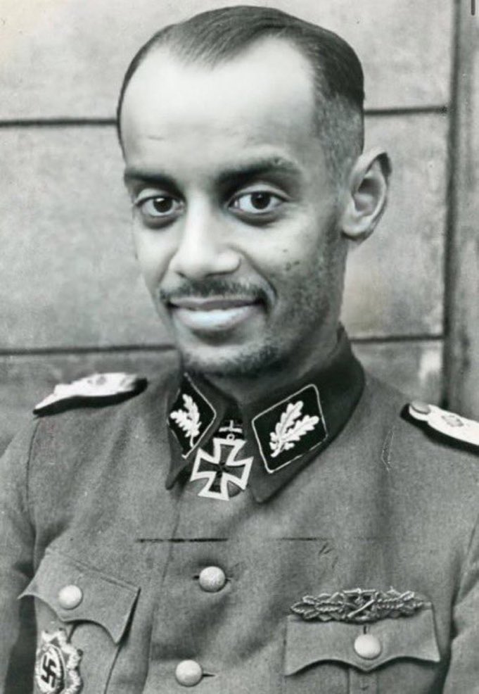 Lea_EFC's tweet image. 187 Days since Alexander Isak last scored a Premier League goal 👀😂😂😂

The Premier League’s most expensive player too 😂😂😂