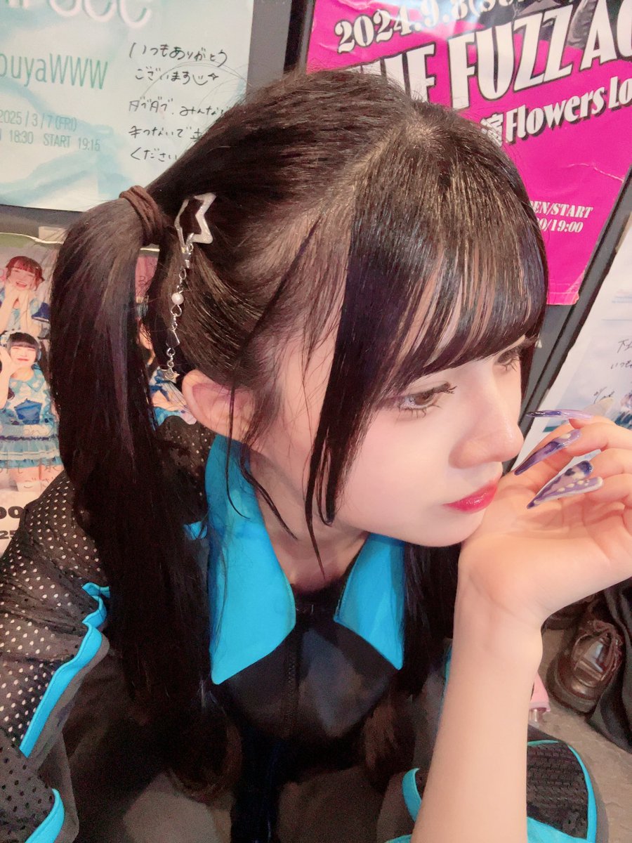 pandamic_shion's tweet image. 『アイクル2025本祭~ WAKUWAKU CIRCUIT ~』ありがとうございましたぁ！

みんなと手振れたし、拳上げたし、踊ったし、わしゃ今日満足でしっ🍁🐼
ありがとー！
また明日も下北沢だねん！☄️

きょーのむしゃはくるくるツインテした👽
ど？高めでツインテしてんのに髪長っってなった(￣▽￣)♡ｳﾚﾋﾟｰ