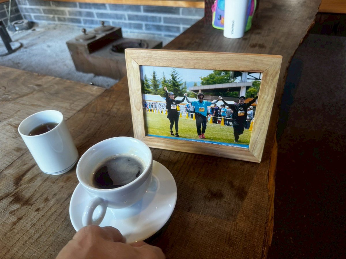 MorimotoSeminar's tweet photo. 本日から古民家カフェ 六つ季の家にて、青学生によるフォトフレーム制作ワークショップを開催しております！

学生考案のオリジナルメニュー付きです☕️

今日も多くの方にご参加頂きました。ありがとうございました😊

引き続き、明日も開催しておりますので、奮ってご参加下さい✨ https://t.co/ui4IBDb5Tt