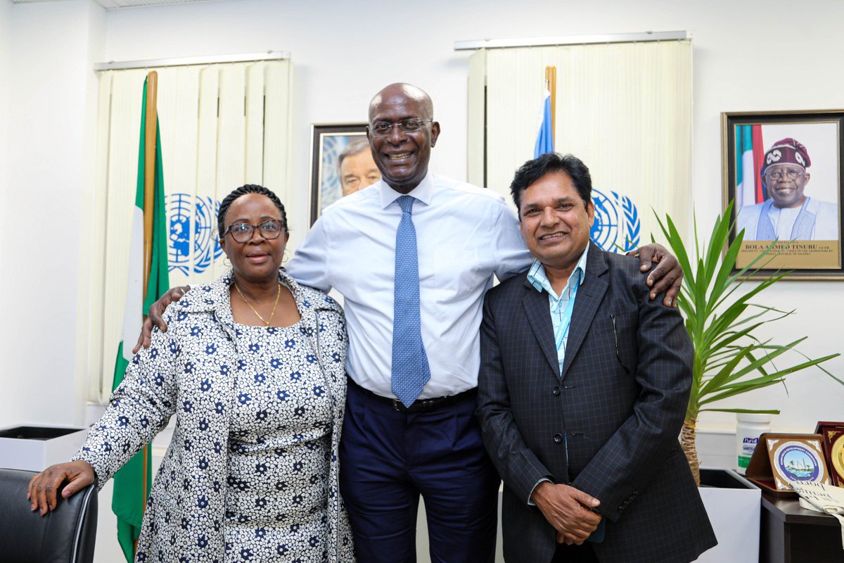 MohamedFall's tweet image. Honoured to be recognized as a #HeForShe advocate &amp;amp; Gender Champion by my colleague @BeatriceEyong @unwomenNG. This award underscores @UN_Nigeria's commitment to building a more inclusive, equitable world for all. Grateful to stand with those driving change. #GenderEquality #SDG5