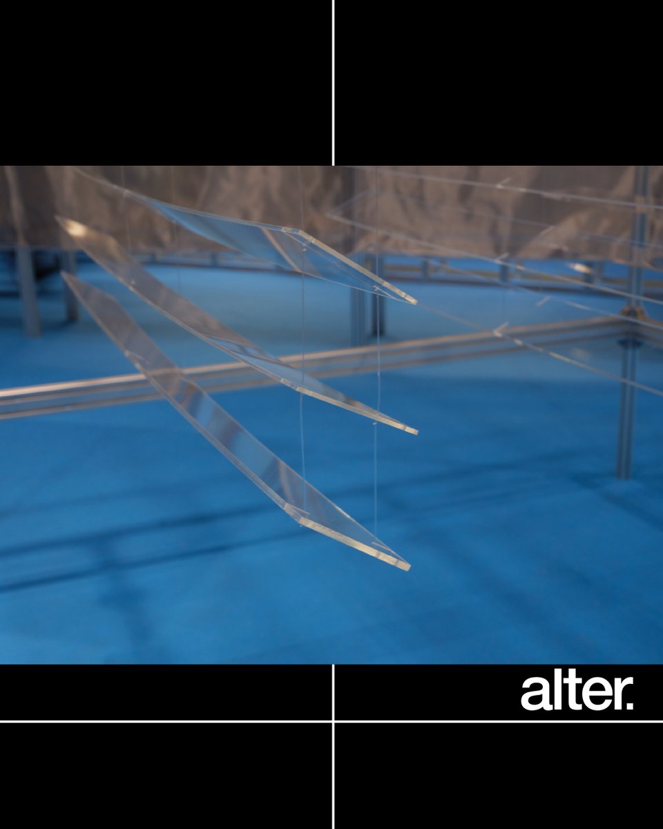 alter_tokyo's tweet photo. 【POETIC PROTOTYPING】

風に言葉を乗せる。言葉を泡に変える。離れていくことによる癒し。詩的好奇心のありか。どこかの自分と乗り合わせる。時間はどんな姿をしている？手触りを再生する。音からも、触れている。景色を呼び覚ます。対価を耐荷に換える。硬貨の物理的な価値。普遍を集めて生まれるストーリー。加工痕に水平線を見る。愛そうとする心から始める。それぞれが自らの景色を見つける。言葉を風に乗せる。「言葉を泡にする」を深める。詩を世界と接続する。触り心地を再生する。布が持つ景色のその先。音という環境への想像力。影を注ぐ。影によって濃淡を描く。クラフトマシンシップとの付き合い方。還すことから始める。ねじれに向き合う時に詩が生まれる。機能ではなく、思考によって形づくられる物。光をはかる。姿のない光を捉えるための物差し。姿のない光を形にする。幕間を過ごす。自分にしか見えない瞼の裏の世界。瞼は夢と現実の幕間。私の私の声を探す。「私の声」という自分しか知らないもの。自分にしか分からない正解がある。時間のレシート。共有した時間の証明。レシートの儚さと時間。窓に浮かぶ文字。風の声を聞く。霧を想う。光が溶け合っていく。手慣れを忘れる。時の磁力を描く。リフレクションを重ねる。言葉を風に乗せる三年生。存在感の動き。霧の枝。光。風。ため息。詩的好奇心という、予感のただなかで。

Participating creators：

青沼 優介 / YUSUKE AONUMA
POETIC CURIOSITY 共同主宰, デザイナー, アーティスト / Co-Founder of POETIC CURIOSITY, Designer, Artist

三好 賢聖 / KENSHO MIYOSHI, PhD
POETIC CURIOSITY 共同主宰, デザイナー, 研究者 / Co-Founder of POETIC CURIOSITY, Designer, Researcher

東京香堂 | TOKYO KODO（ペレス 千夏子・ペレス ジョフレ） / TOKYO KODO (Chikako and Geoffrey Perez)
インセンスブランド / Incense and Olfactory Art brand

高野 慎太郎 / SHINTARO KONO
エンジニア, アーティスト / Engineer, Artist

栗原 あずさ / AZUSA KURIHARA
グラフィックデザイナー / Graphic designer

神山 真美子 / MAMIKO KAMIYAMA
編集者 / Editor

「alter.2025, Tokyo」

チケットはこちら
https://t.co/NIQFB7IKGj

会場：日本橋三井ホール
会期：2025年11月7日(金)〜11月9日(日)
時間：11月7日(金), 8日(土) 11:00 - 20:00 , 11月9日(日)　11:00 - 17:00

Tickets available here:
https://t.co/NIQFB7IKGj

alter. 2025, Tokyo
Venue: Nihonbashi Mitsui Hall
Dates: November 7 (Fri) – November 9 (Sun), 2025
Hours:
November 7 (Fri), 8 (Sat) — 11:00–20:00
November 9 (Sun) — 11:00–17:00

#alter2025
#altertokyo