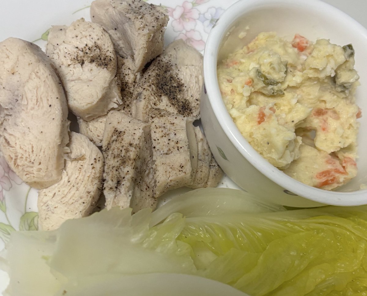 제가 만든 감자샐러드 어때요 맛잇어 보이죱 ㅋ