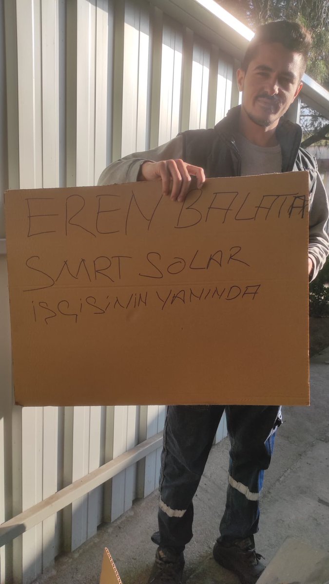 BirlesikMetal's tweet image. 🔴 Örgütlü olduğumuz fabrikalarda grevdeki #SmartSolar işçileriyle dayanışma eylemleri devam ediyor.✊

📌İzmir Eren Balata işçileri👇🏻

📢 “Smart Solar işçisi yalnız değildir!”

#YaşasınSmartGrevimiz #YaşasınÖrgütlüMücadelemiz
