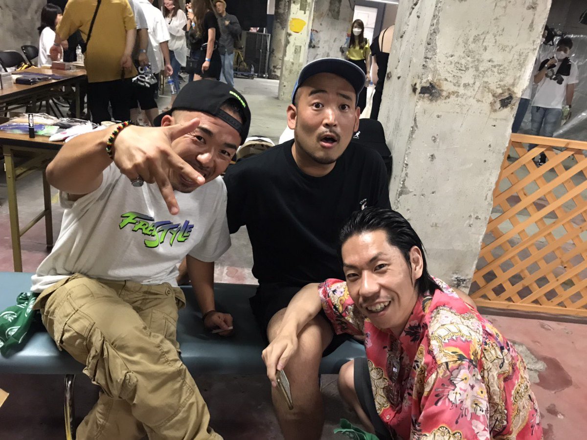 呂布カルマ tweet media