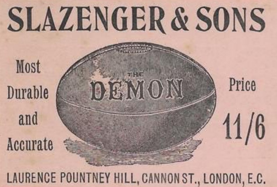 1905, Authorities say : "The best ball ever made". 
THE DEMON la sœur ainée des <a href="/BECHIGUES/">BECHIGUES</a> SLAZENGER🇬🇧 VICTORY,  TORPEDO (Rugby League) et ECLIPSE. 
Après la destruction de son usine durant la 2e GM, SLAZENGER s'unie à GRADIDGE et rachète SYKES en 1942, AYRES (43) et DUNLOP (59).