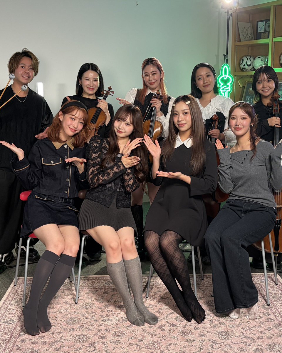 Ettone_official's tweet photo. O21×J-WAVE Presents
Under The Rug - Episode 4
˗ˏˋ Off Shot🤳✨ ˎˊ˗
☑︎ 白日(King Gnu)
☑︎ 楓(スピッツ)
▼公開中
🔗https://t.co/G8eelt8JHr
@o21_official @jwave813fm
#O21 #jwave
#UnderTheRug #Ettone_UTR
#sessionslive #ourvoices
#voicesession #音楽コラボ
#Ettone https://t.co/2eEsD5w4NL