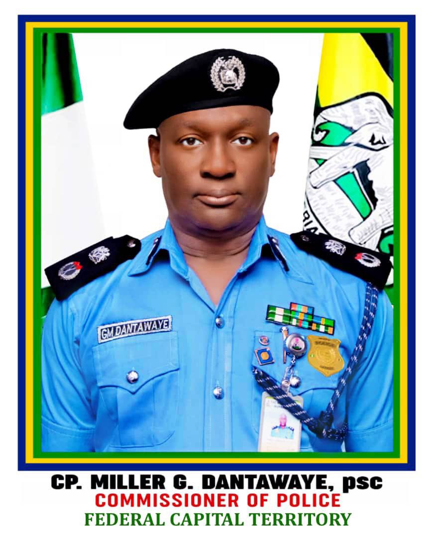 WISEWISDOM_2022's tweet image. PRESS RELEASE

CP FCT REDEPLOYS DPO GWARIMPA TO THE COMMAND HEADQUARTERS, APPOINTS CSP NASIR GUSAU AS NEW DIVISIONAL POLICE OFFICER.

The Commissioner of Police, FCT Command, CP Miller G. Dantawaye, psc, has ordered the immediate redeployment of the Divisional Police Officer in…