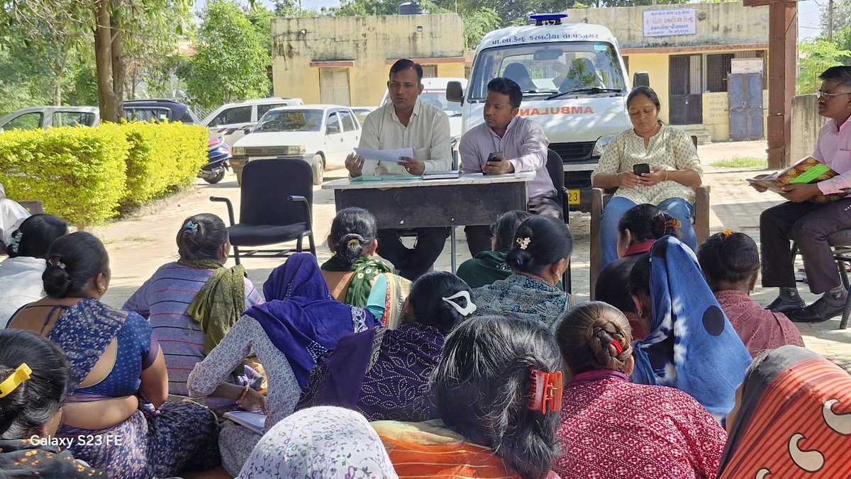 Thovadnagarmeh's tweet image. આજરોજ  તાલુકા હેલ્થ ઓફીસર સાહેબ દ્વારા કરબટિયા PHC ખાતે વિવિધ પ્રોગ્રામ અંતર્ગત રિવ્યુ કરવામાં આવ્યો.
@CDHOMeh @prafulpbjp @CMOGuj