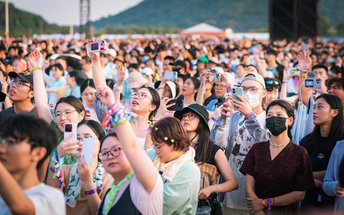 CGTNGlobalBiz's tweet image. By linking domestic demand with production and innovation, China&apos;s economy continues to grow steadily. CGTN&apos;s series Path to Prosperity will take you there. #PathtoProsperity #Chinavisionary