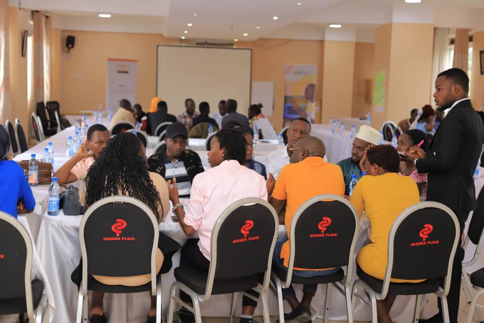 DeanWalusimbi's tweet image. I attended @OpenSpaceUganda's Peer to Peer Workshop on Peace and Election related Violence.
How can we collectively support young people to participate in the coming election peacefully?
#ReadyToVote  #Youth4PeaceUg #ViolenceFree #Elections #2026Elections