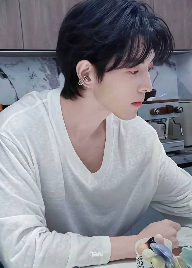 jujipretty's tweet photo. Sheng Shayou harem Kipuka Qiu harem

Shadow
Chapter 1

#XingQiu #Jiangqiu #liqiu #peiqiu #shensheng #gaosheng #Huasheng https://t.co/oLjtpkwoit