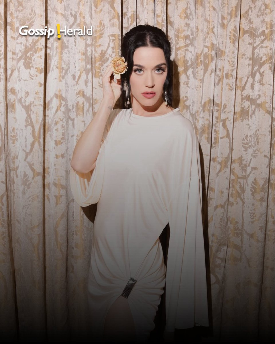 Gossip_Herald's tweet photo. Katy Perry shared a new photo on Instagram, announcing that she performed her song “Bandaids” live for the first time during her show in Lyon on The Lifetimes Tour.
📷: katyperry/IG
#KatyPerry #TheLifetimesTour #BandaidsLive #LyonConcert #PopMusic #KatyCats #GossipHerald https://t.co/MgSzY7dPn4
