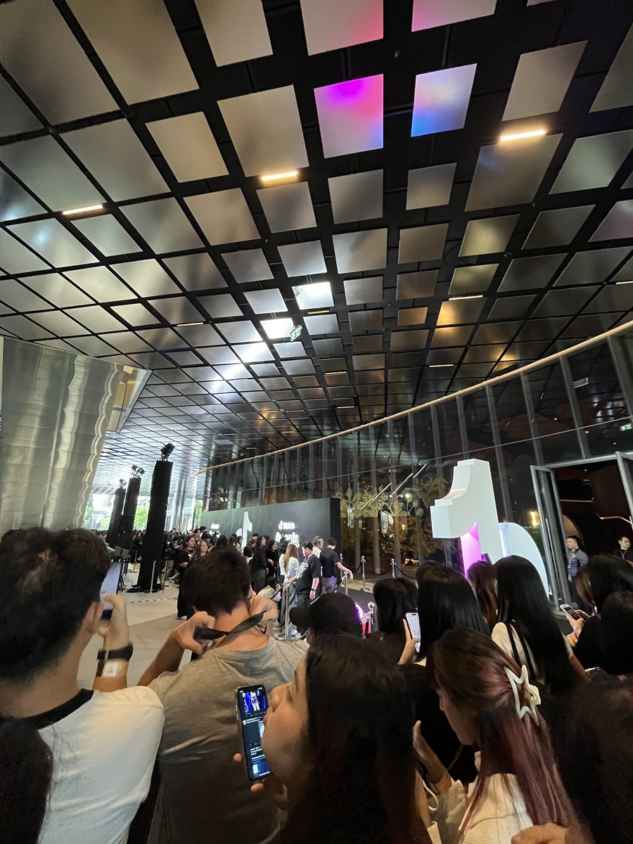 มารอแยะะะ

GEMINI TIKTOK AWARD PERFORMER
#TikTokAwardsTHxGemini
#TikTokAwardsTH