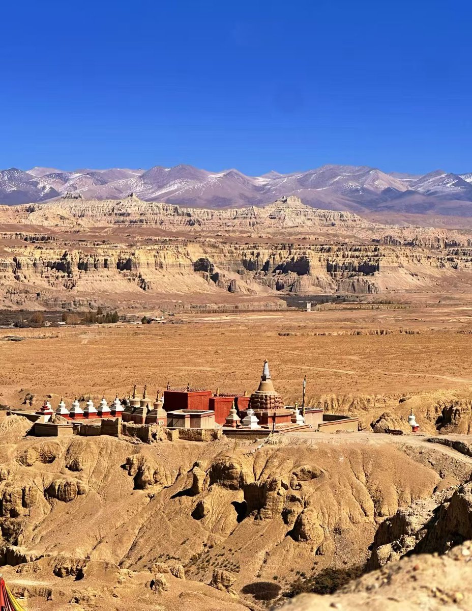 DelekFreda's tweet image. A journey through time. The silence here holds a thousand years of stories. Absolutely breathtaking!🌟✨#Gugekingdom #AncientRuins