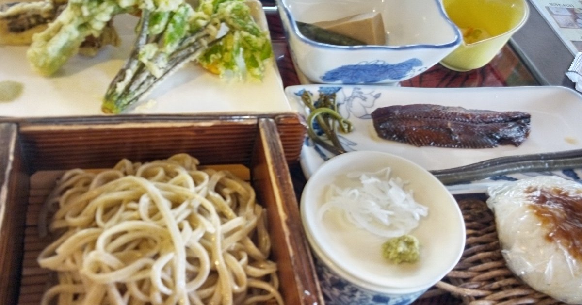 copoyamase1's tweet photo. 『新そばまつり」は終わったが
常時新そば提供中！
西和賀町沢内の「母ちゃんの店  わがや』
築130年の古民家で味わう、絶品の10割そば
新そばまつりが終わった今がチャンス
ただし、今期の営業は11月末まで
残り時間はわずか https://t.co/Rv5viBwp4v