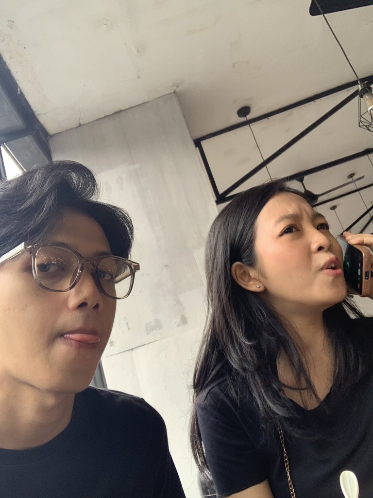 sinisterrfour's tweet photo. belens dengan hiruk pikuk drama perkantoran di akhir pekan 😱 https://t.co/09e3HQHVR7