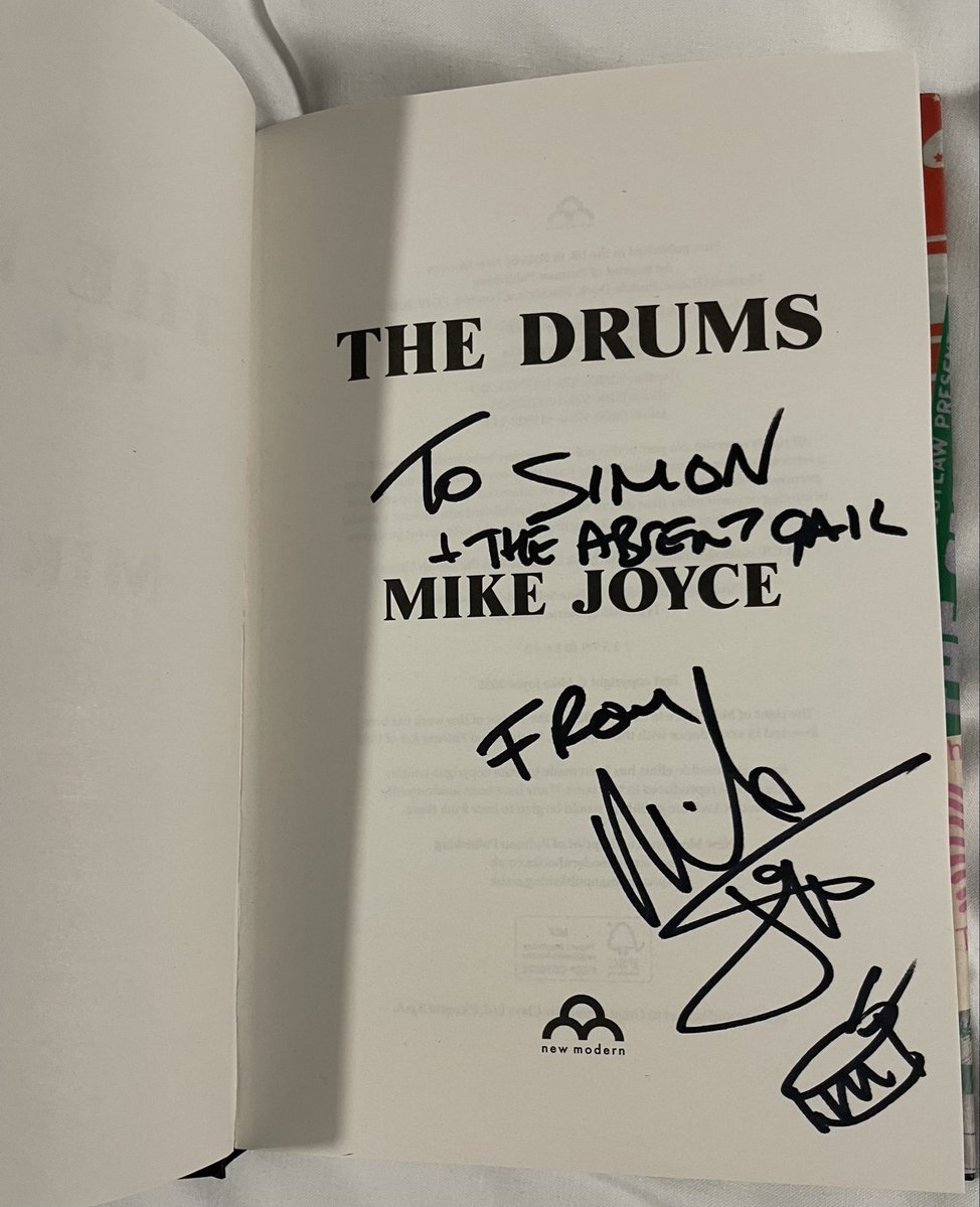 Parallel_Uni's tweet image. So much to unpack from last nights remarkable book talk with Mike Joyce 
Truly lovely man with so many amazing tales 🎶🥁💯❤️