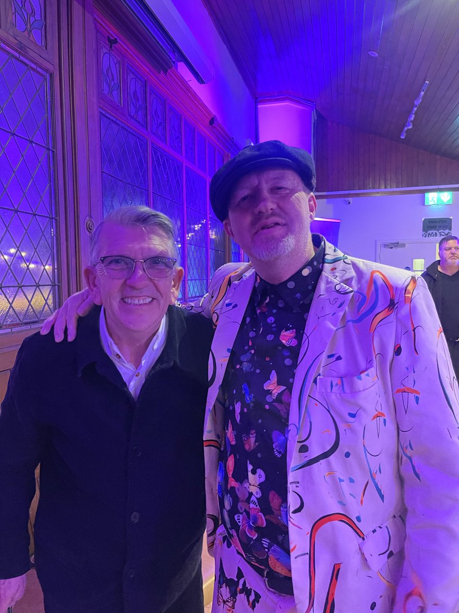 Parallel_Uni's tweet image. So much to unpack from last nights remarkable book talk with Mike Joyce 
Truly lovely man with so many amazing tales 🎶🥁💯❤️