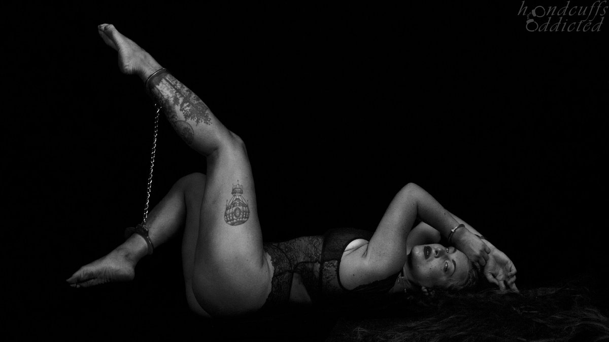 #bondage
#handcuffs
#handcuffed
#restraints
#submissivewomen
#bdsmsubmissive