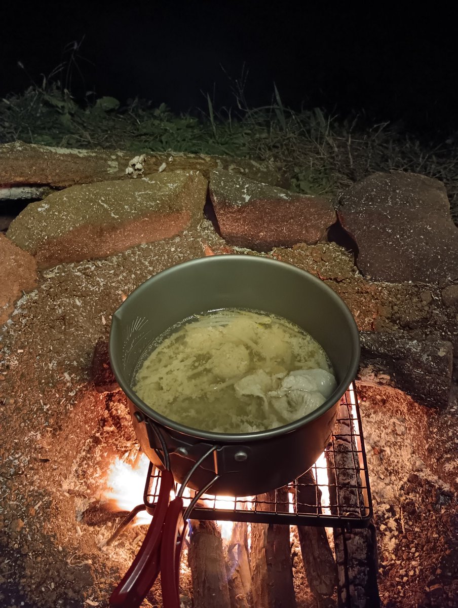 今日からキャンプは鍋

キャンプ場の人がここ数年秦野はジビエにも力を入れていると言っていたので次回は秦野のじばさんずで鹿肉買おう

♯秦野市