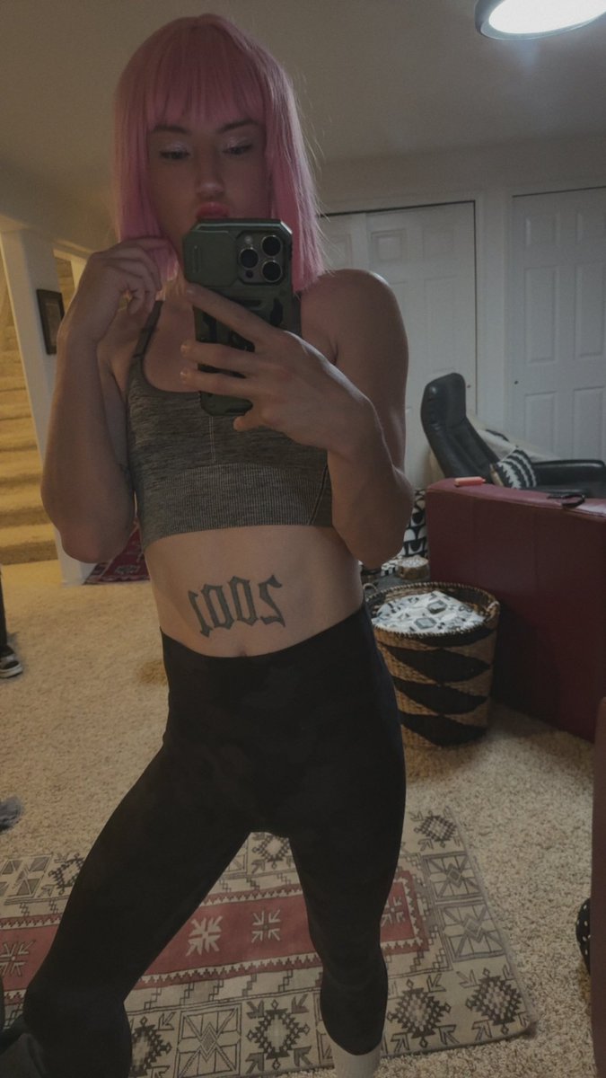 RueSableCD's tweet image. in my gym wear #sissy #femboy #leggings #twink #gym