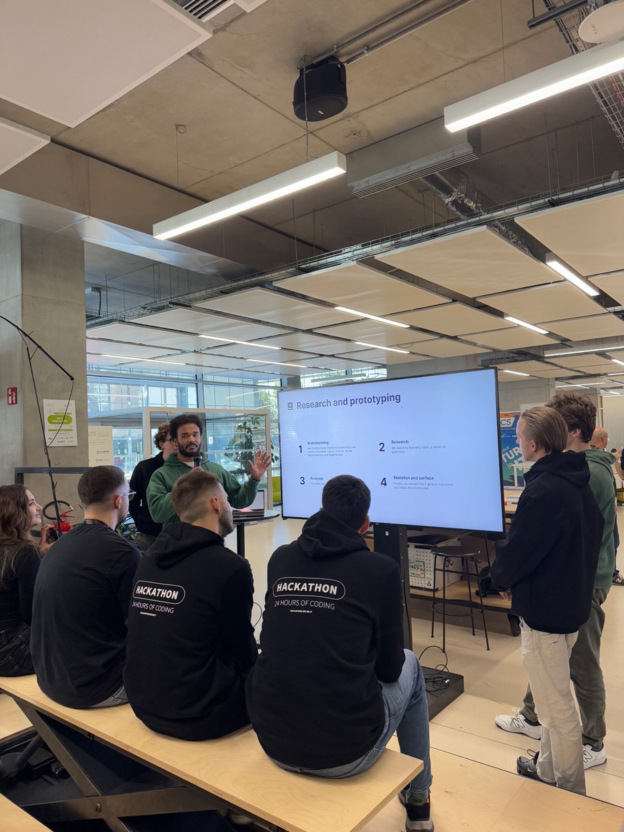 NOI Hackathon tweet media