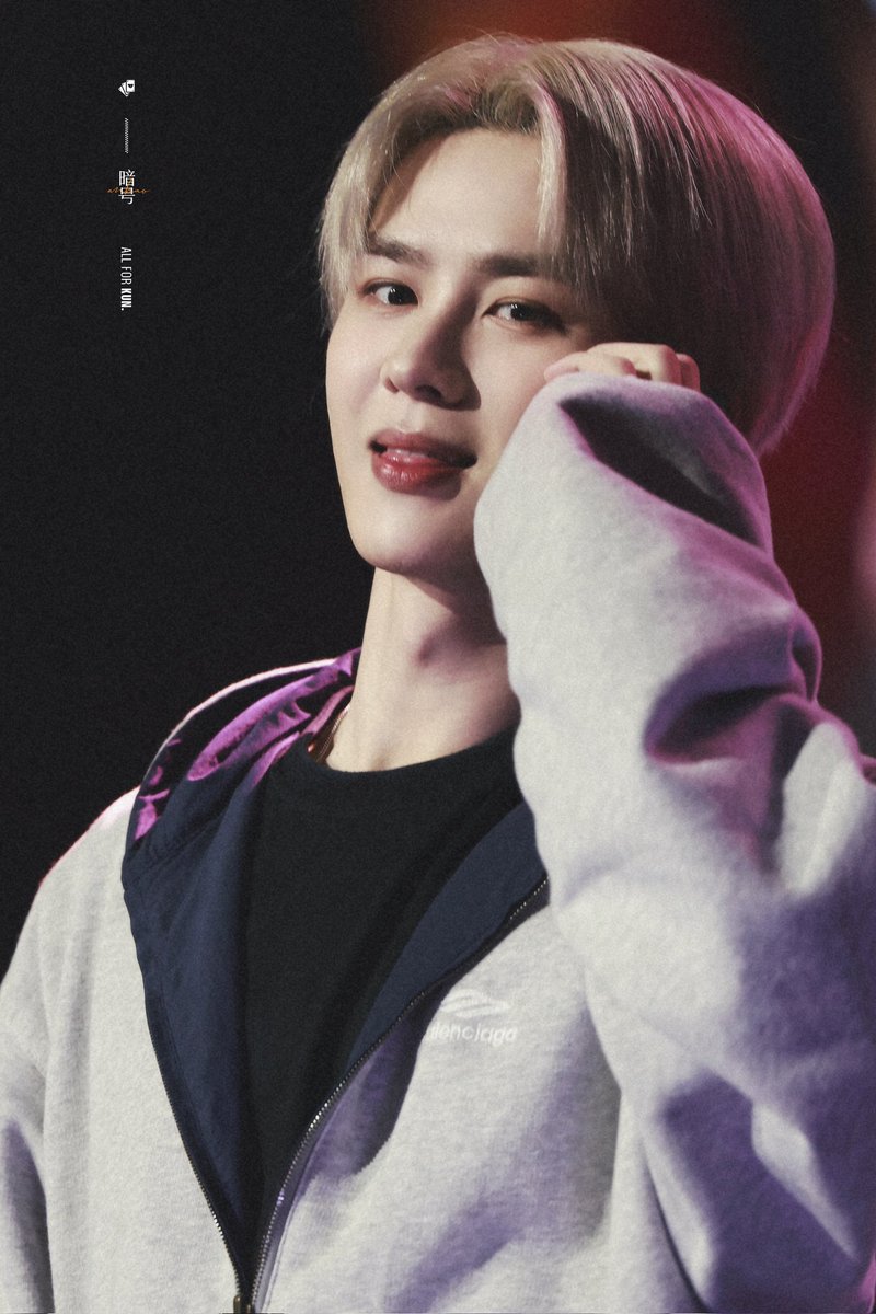 #KUN #WayV #钱锟 #威神V
#쿤 #웨이션브이
20251108 WayV Concert Tour [No Way OUT] sound check in Chengdu