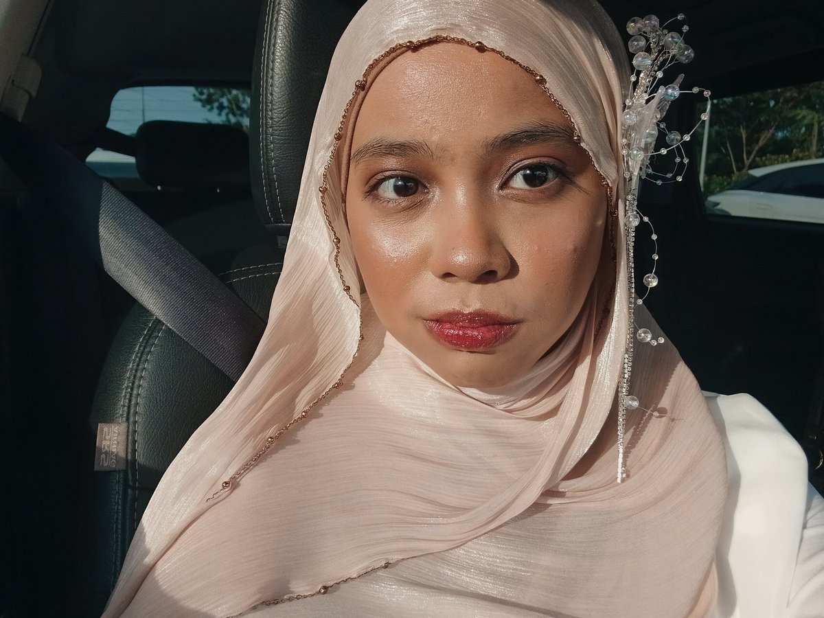 evrythingrkive's tweet image. maybe im prefer wearing the glasses after all #nerd