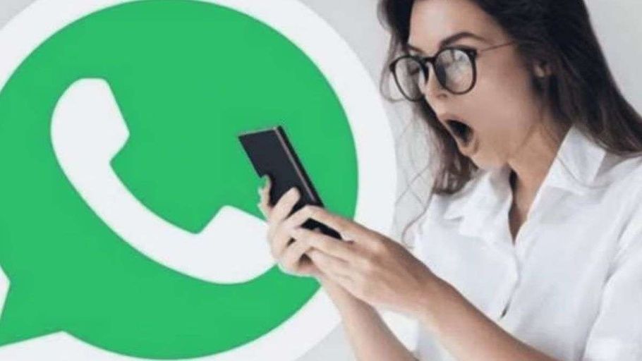 infokhabrimedia's tweet photo. Whatsapp: Whatsapp के करोड़ों यूज़र्स को बड़ा झटका, जानिए कैसे?
#Khabrimedia #WhatsApp #WhatsAppusers #Meta
#ChatGPT #Perplexity #AI
#API #LatestNews
@infokhabrimedia
https://t.co/4r9ibTJu0W https://t.co/ylEGovBrtA
