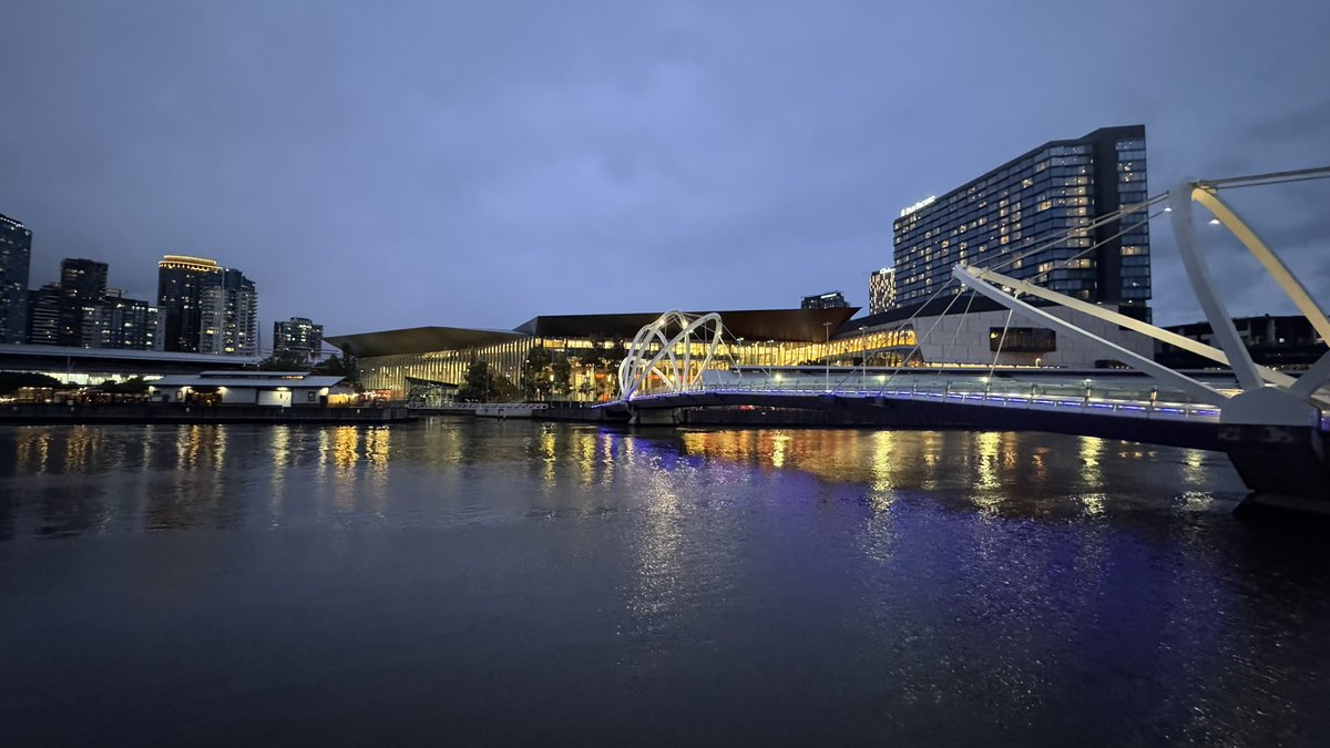 rogue_router's tweet image. Made it. Longest flight of my entire life.  I can now add a new country and continent to places I have been.  Excited for @CiscoLiveAPJC