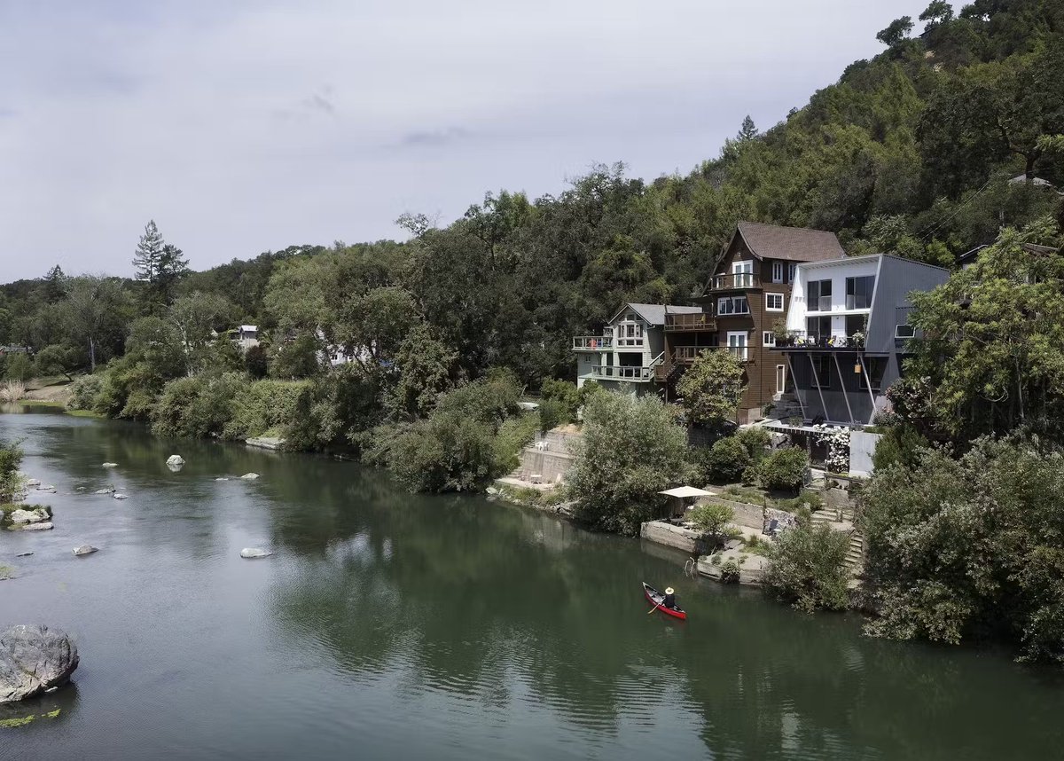 kotecinho's tweet image. Riverfront Home
Healdsburg, California

Joe Fletcher