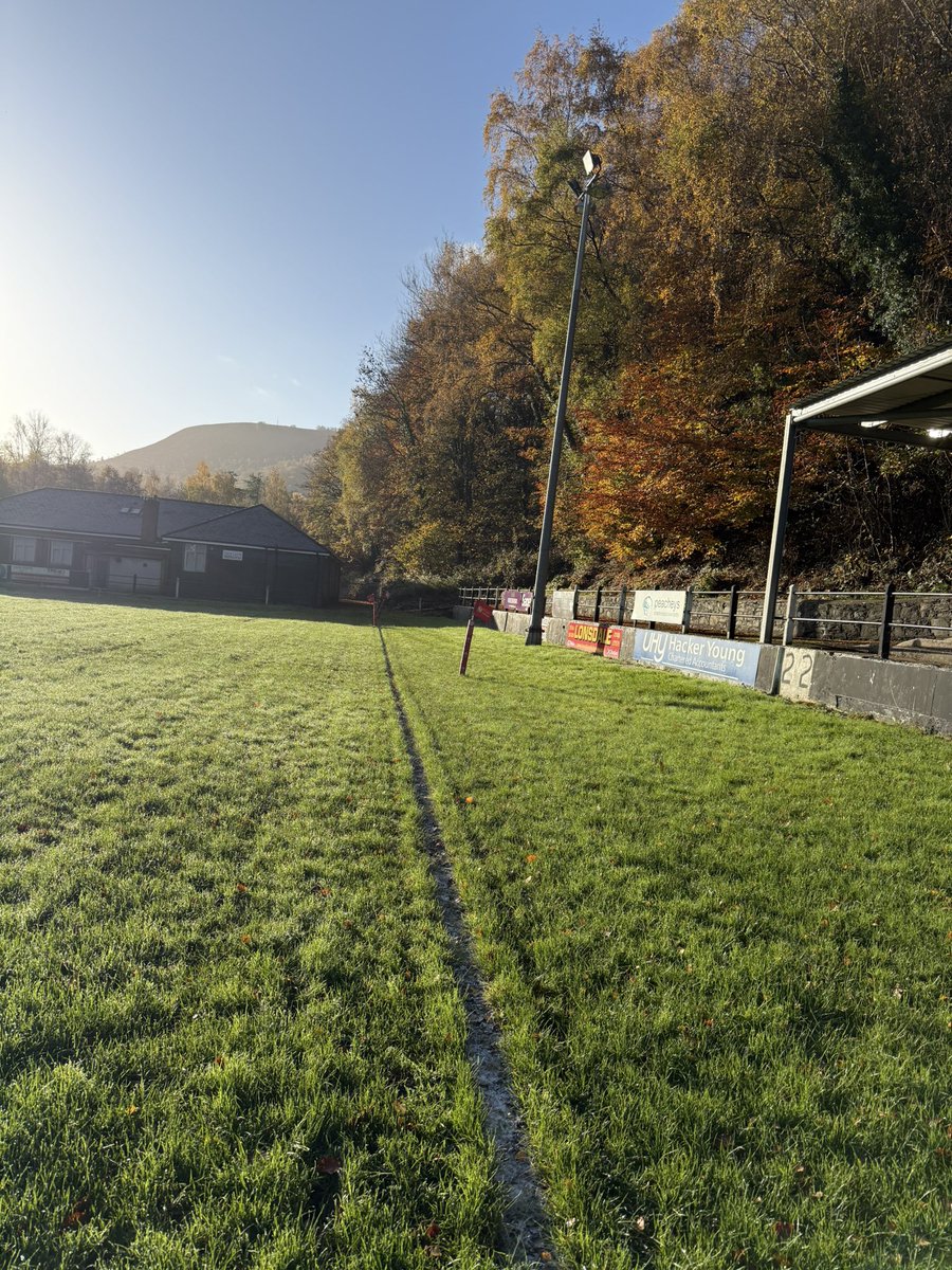 crosskeysrfc's tweet photo. Beautiful morning, here at Crosskeys RFC, perfect for a game of rugby 🏉
#gameday
#NeathRFC https://t.co/OtGO6QGRBU