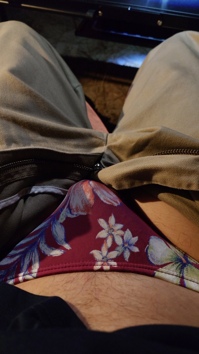 hapsru's tweet photo. 今日のパンツ。 https://t.co/IYR7eqMO0n