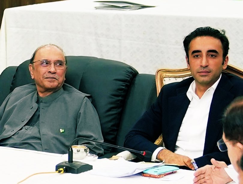 BBhuttomaryam's tweet image. صرف یہ دونوں ہی ملک کو بچا سکتے ہیں 🙌🏼❤️