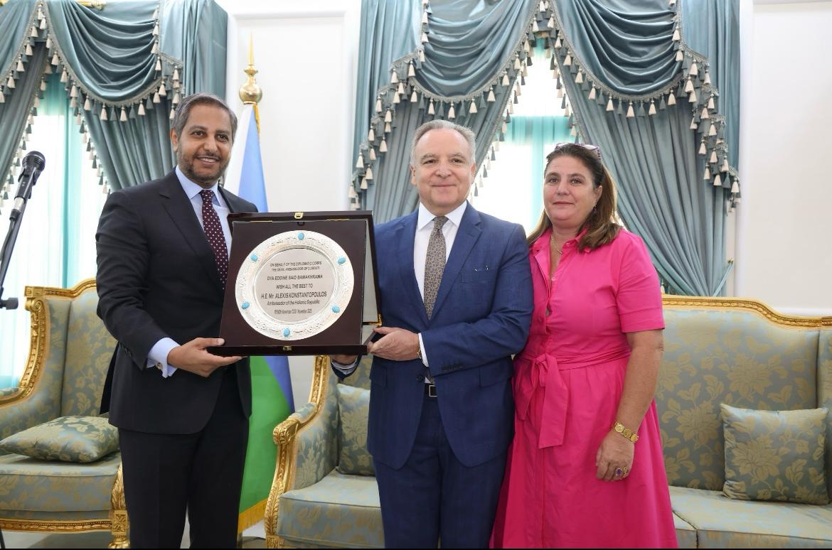 DQliving's tweet photo. The Dean of the Diplomatic Corps and Ambassador of Djibouti, H.E. 
@dya_bamakhrama, hosted a farewell ceremony for the Ambassador of Greece, H.E. Alexis Konstantopoulos and his wife Mrs. Sarah-Jane Konstantopoulos. @greeceinksa

https://t.co/Zw6CR7g1xl https://t.co/UkbE3qucZI