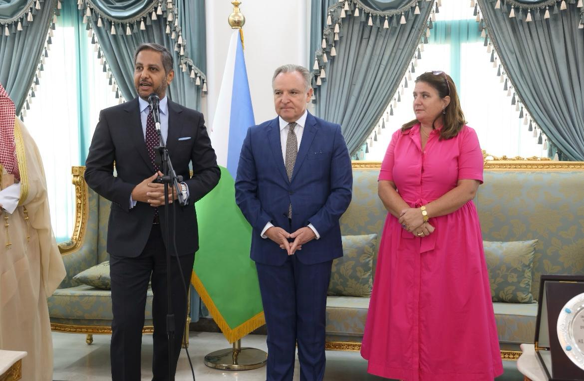 DQliving's tweet photo. The Dean of the Diplomatic Corps and Ambassador of Djibouti, H.E. 
@dya_bamakhrama, hosted a farewell ceremony for the Ambassador of Greece, H.E. Alexis Konstantopoulos and his wife Mrs. Sarah-Jane Konstantopoulos. @greeceinksa

https://t.co/Zw6CR7g1xl https://t.co/UkbE3qucZI