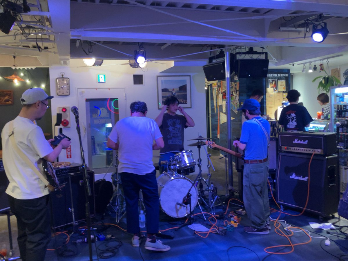 地元の後輩が参加しているバンドを見るのだ！