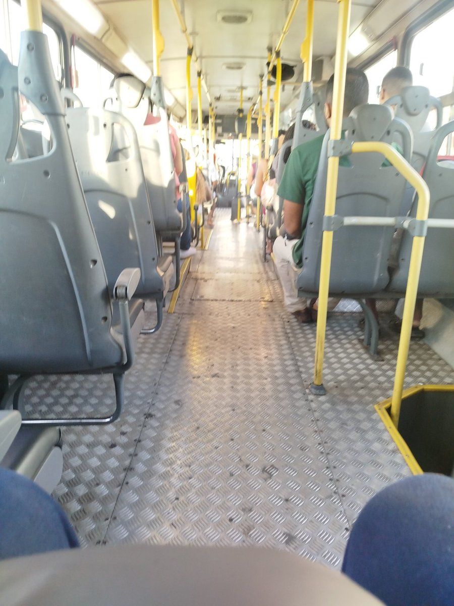 tenebrosaum89's tweet photo. Tá podendo romantizar o plantão de sábado? https://t.co/q2iRxYcBI5