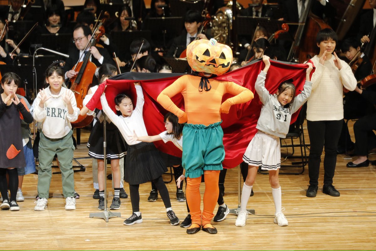 pactgd's tweet photo. 芸大とあそぼうin北とぴあ無事終演しました、ご来場ありがとうございました！
プロデューサーのO氏が登場し20回の歴史を振り返りながらの公演になりました💐 https://t.co/9hfETIUaKq