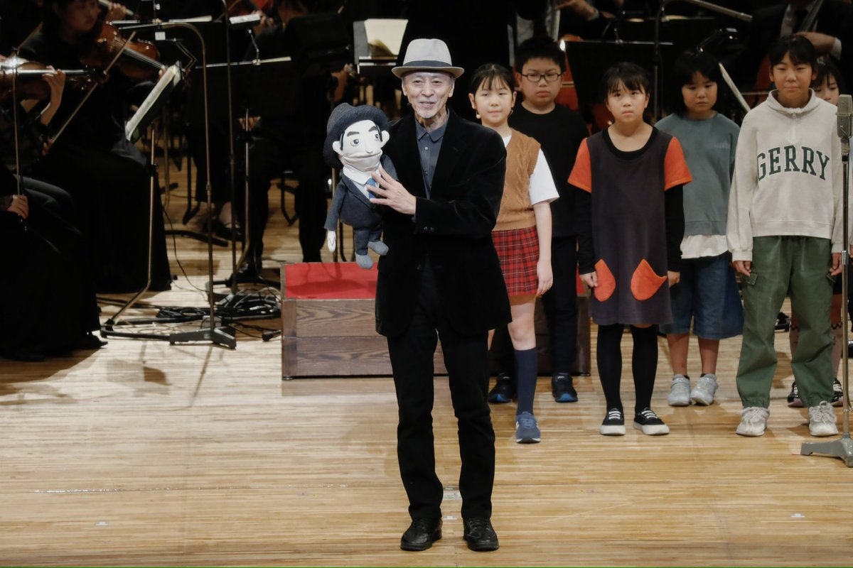 芸大とあそぼうin北とぴあ無事終演しました、ご来場ありがとうございました！
プロデューサーのO氏が登場し20回の歴史を振り返りながらの公演になりました💐
