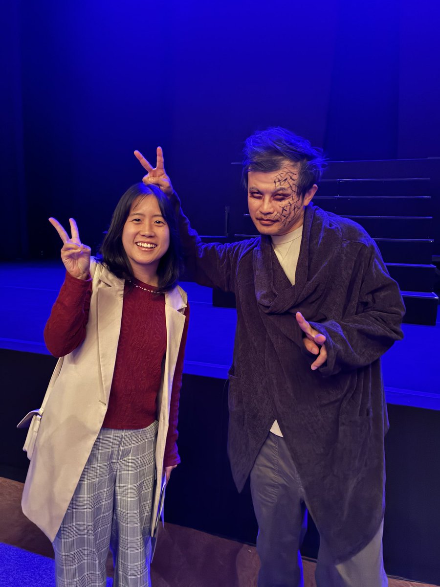 大木さん出演ー！！
演劇ラボ・アンクラウンの『沈黙の牙』観劇✨
昔読んだことのある『ジキルとハイド』があんなお話になるとは！クライマックスにつれて、加速していく感じがたまらんかったですー！
個人的には、メイクや衣装が個性的で新しい役が登場するたびにわくわくでした。（宮元）
#沈黙の牙