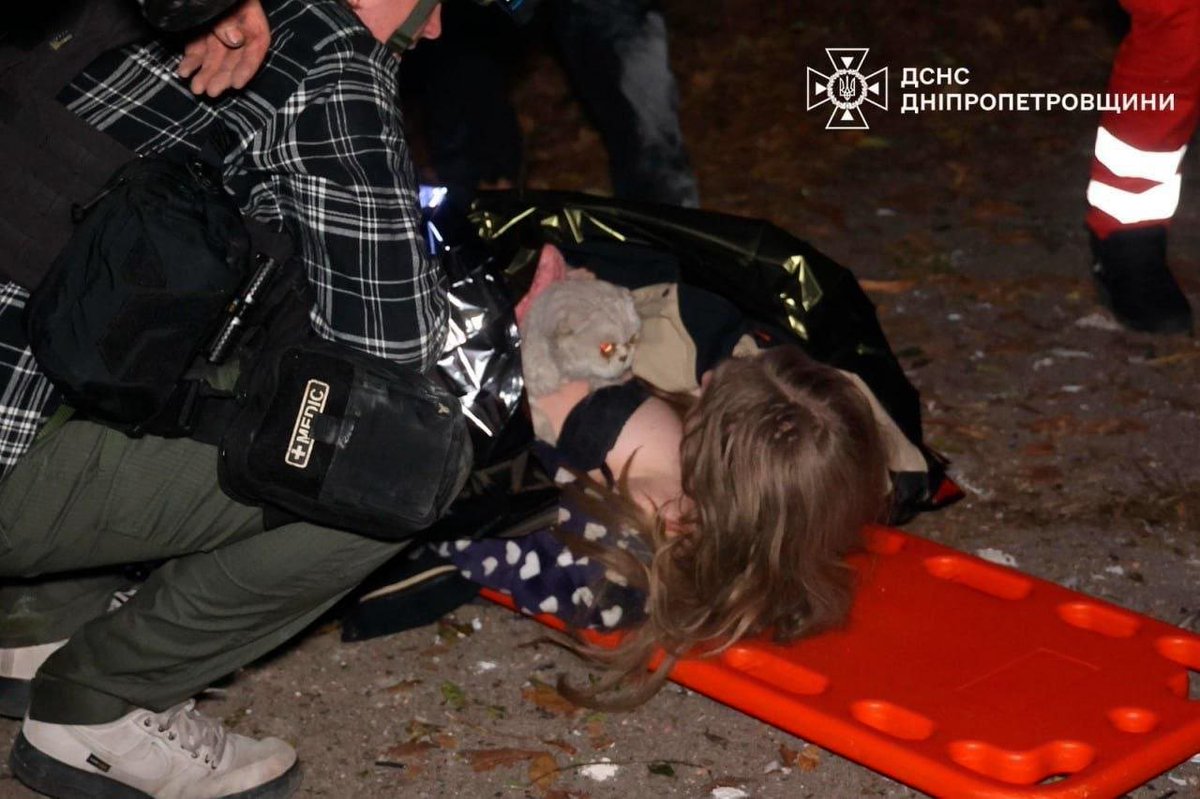 Jpod_art's tweet image. Dnipro 
All they can do is to kill civilians at night